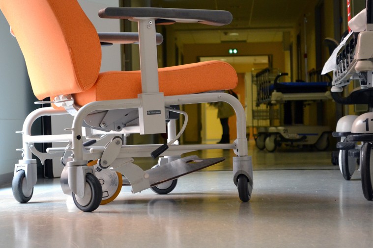 realisation serie 160M transfer chair.jpg